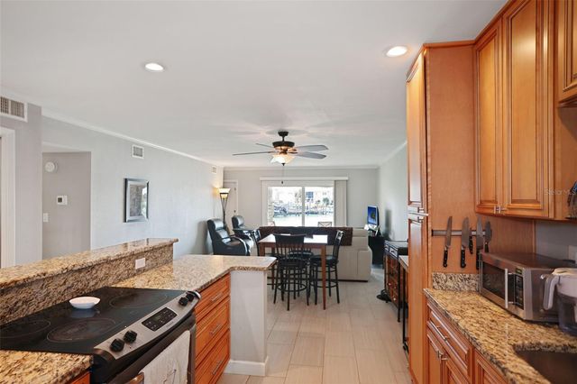 400 LARBOARD WAY 103, Clearwater Beach, FL 33767