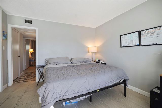 400 LARBOARD WAY 103, Clearwater Beach, FL 33767