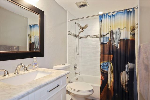 400 LARBOARD WAY 103, Clearwater Beach, FL 33767