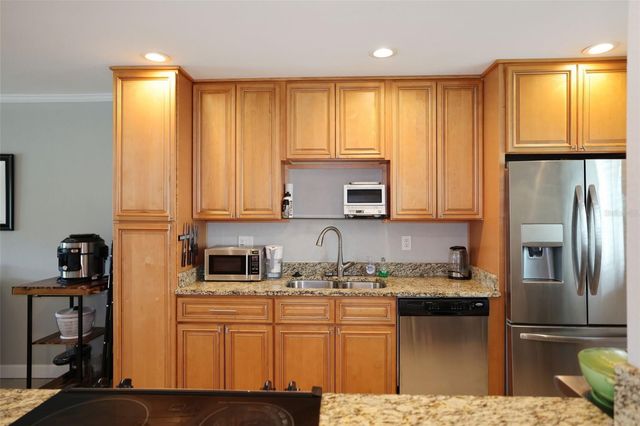 400 LARBOARD WAY 103, Clearwater Beach, FL 33767