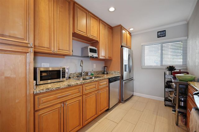 400 LARBOARD WAY 103, Clearwater Beach, FL 33767