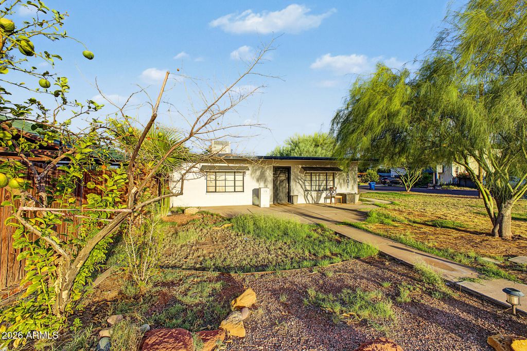 2801 N 29TH Place, Phoenix, AZ 85008 — photo 2