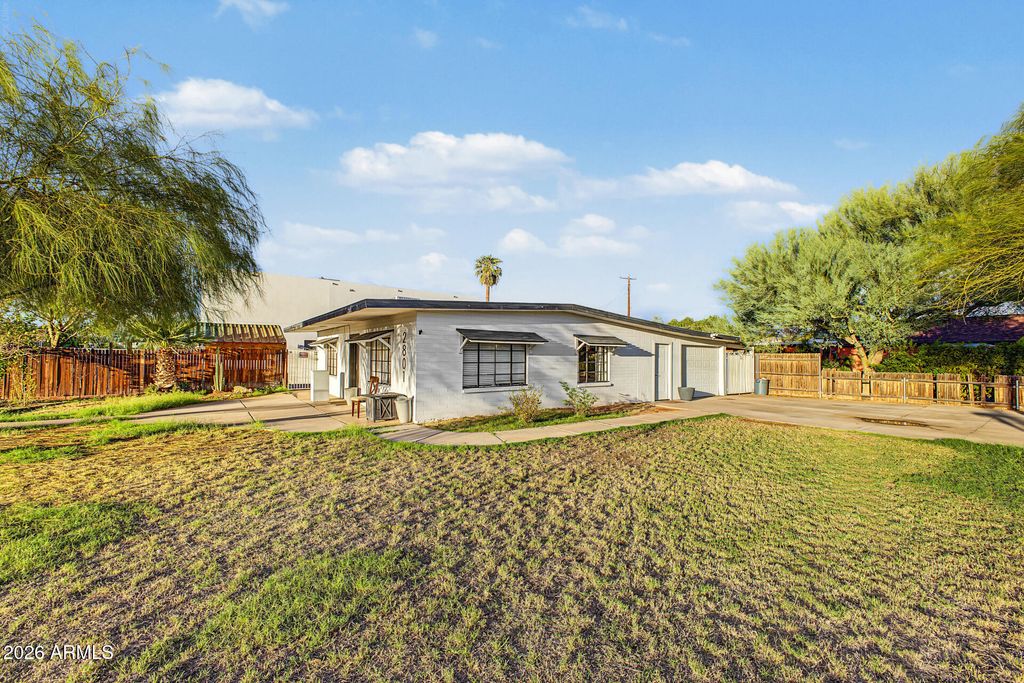 2801 N 29TH Place, Phoenix, AZ 85008 — photo 4