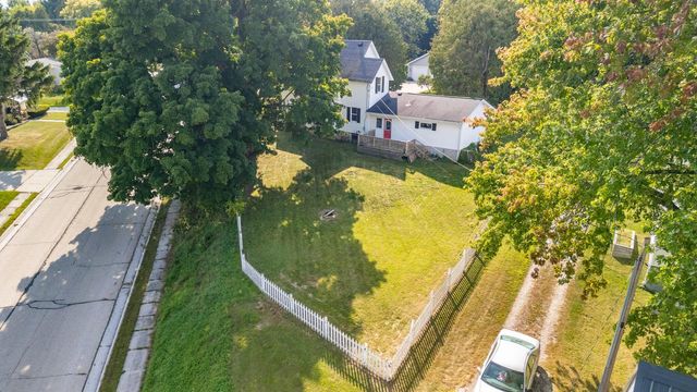 105 N Park PLACE, Plymouth, WI 53073