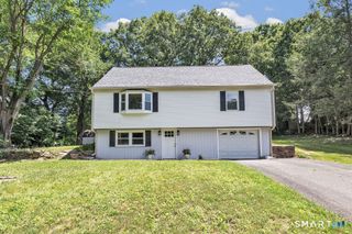 72 Stendahl Drive, Shelton, CT 06484