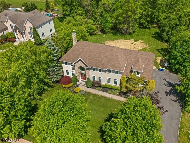 36 Saddlewood Ct, Montgomery Twp., NJ 08502