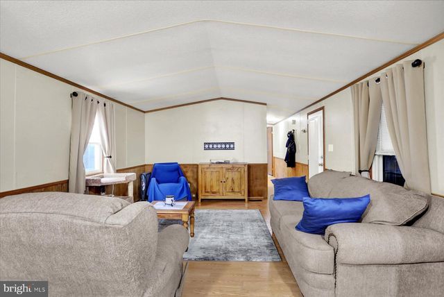 74 OLIVER DR, Palmyra, PA 17078