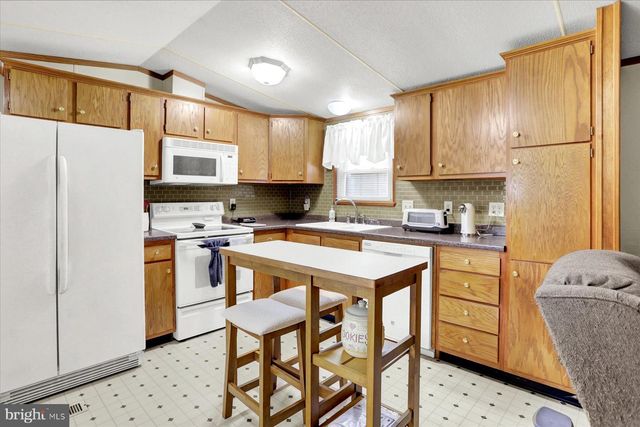 74 OLIVER DR, Palmyra, PA 17078