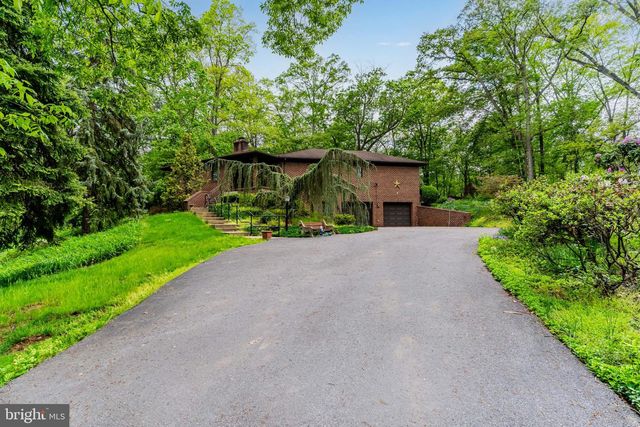 399 BARNSTABLE RD, Carlisle, PA 17015