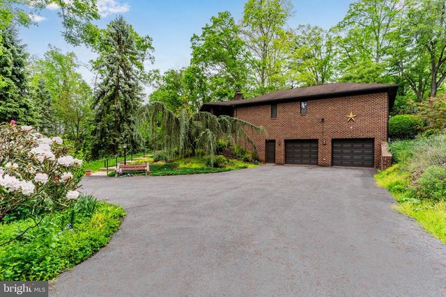 399 BARNSTABLE RD, Carlisle, PA 17015