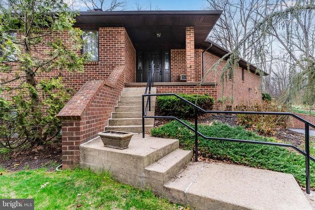 399 BARNSTABLE RD, Carlisle, PA 17015