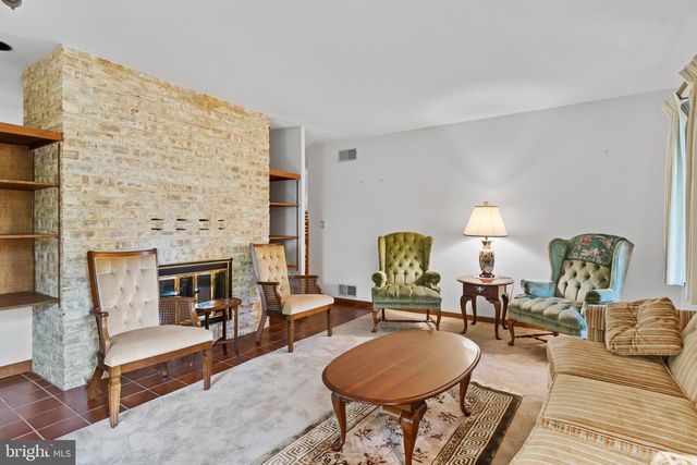 399 BARNSTABLE RD, Carlisle, PA 17015