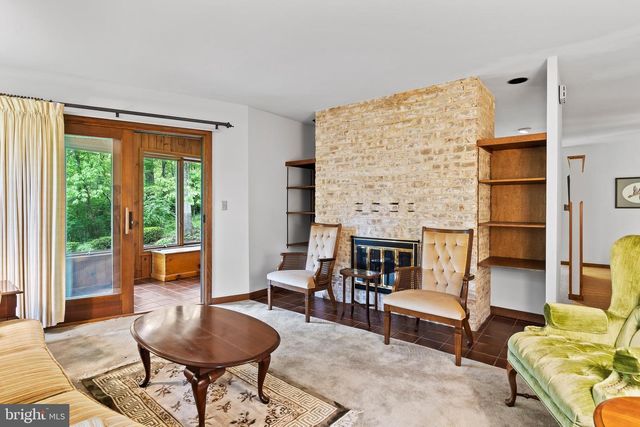 399 BARNSTABLE RD, Carlisle, PA 17015