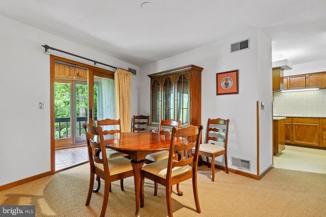 399 BARNSTABLE RD, Carlisle, PA 17015