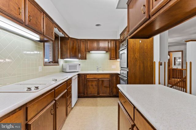 399 BARNSTABLE RD, Carlisle, PA 17015