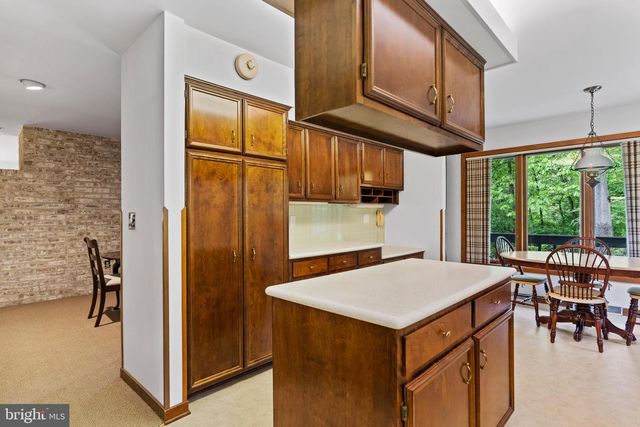 399 BARNSTABLE RD, Carlisle, PA 17015