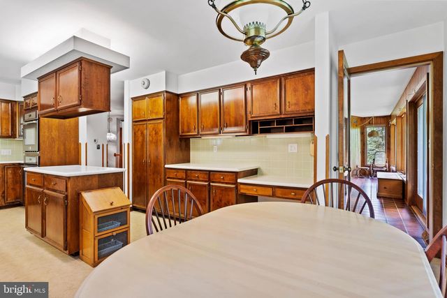 399 BARNSTABLE RD, Carlisle, PA 17015