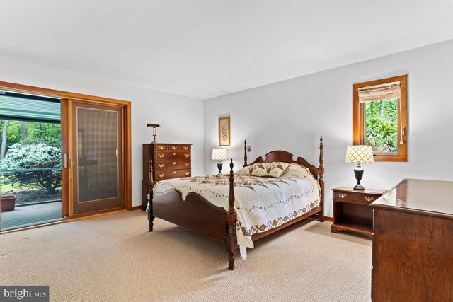 399 BARNSTABLE RD, Carlisle, PA 17015