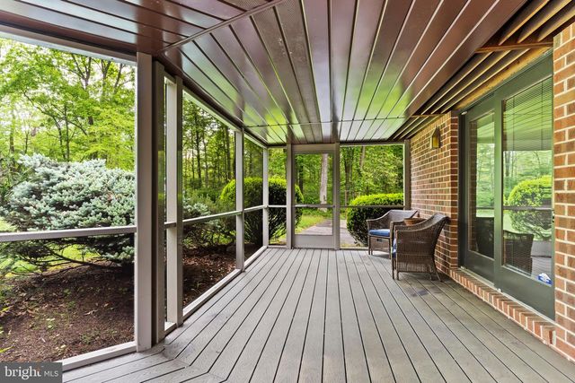 399 BARNSTABLE RD, Carlisle, PA 17015