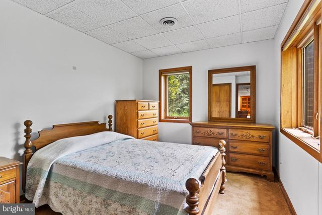 399 BARNSTABLE RD, Carlisle, PA 17015