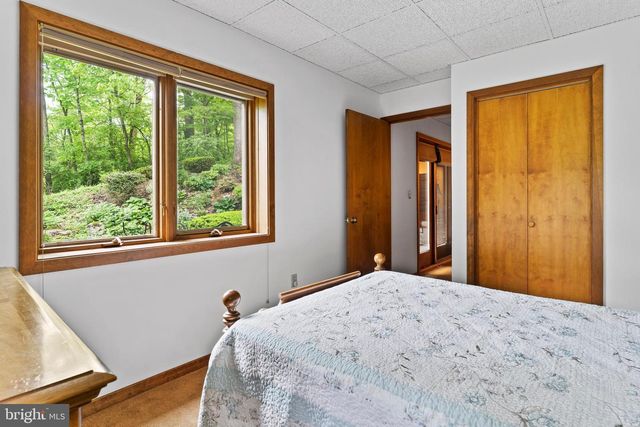 399 BARNSTABLE RD, Carlisle, PA 17015