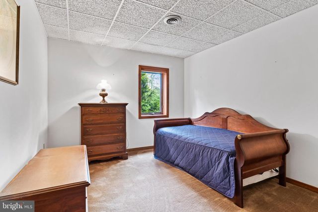 399 BARNSTABLE RD, Carlisle, PA 17015