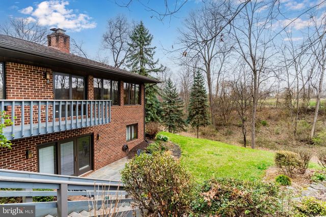 399 BARNSTABLE RD, Carlisle, PA 17015