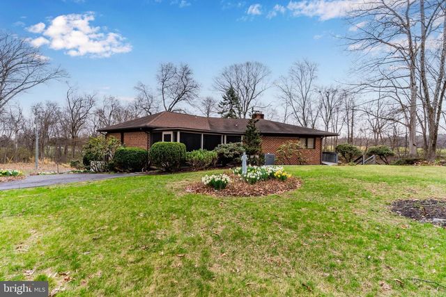 399 BARNSTABLE RD, Carlisle, PA 17015