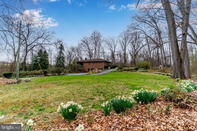 399 BARNSTABLE RD, Carlisle, PA 17015