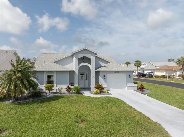 17808 Dracena CIR, North Fort Myers, FL 33917
