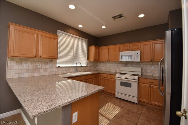 1841 Arrow Stone Court, North Las Vegas, NV 89031