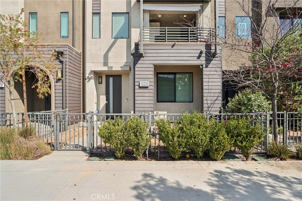 Image 1 of property listing at 13225 Victory Boulevard, Valley Glen, CA 91401