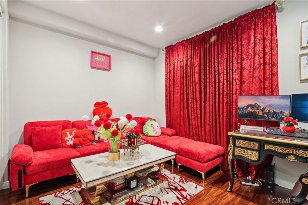 Image 12 of property listing at 13225 Victory Boulevard, Valley Glen, CA 91401