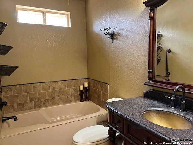 1216 Mockingbird, Pleasanton, TX 78064