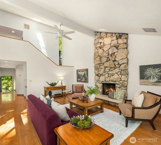 4336 E Mercer Way, Mercer Island, WA 98040