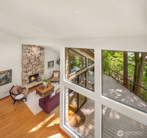 4336 E Mercer Way, Mercer Island, WA 98040