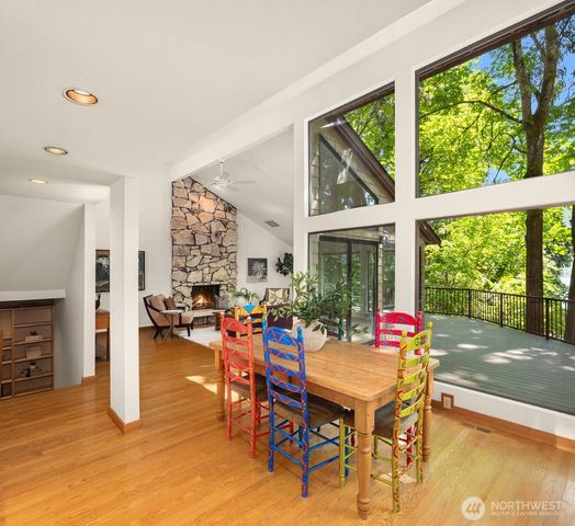 4336 E Mercer Way, Mercer Island, WA 98040