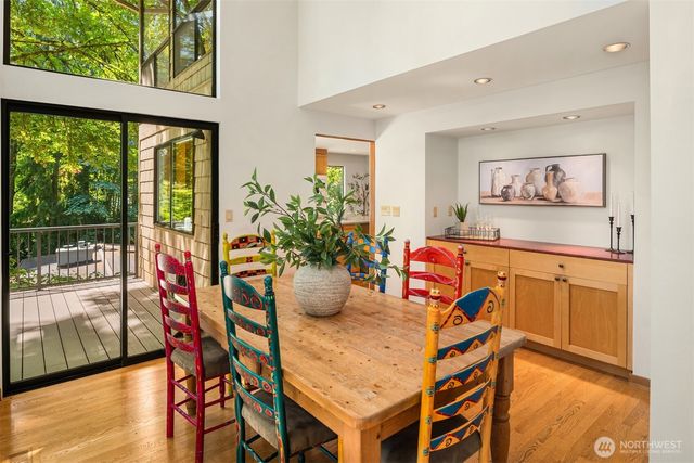 4336 E Mercer Way, Mercer Island, WA 98040