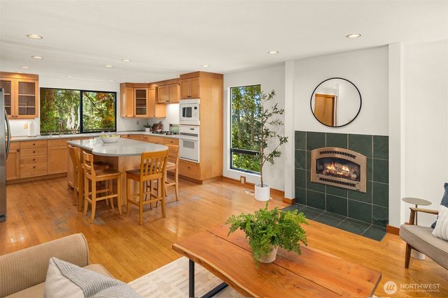 4336 E Mercer Way, Mercer Island, WA 98040
