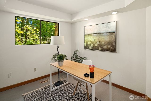 4336 E Mercer Way, Mercer Island, WA 98040