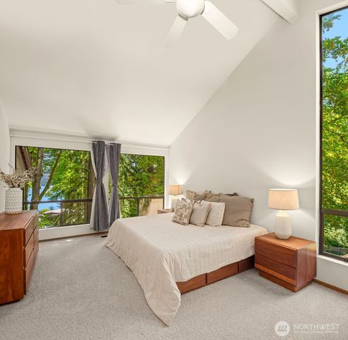 4336 E Mercer Way, Mercer Island, WA 98040