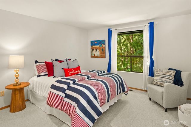 4336 E Mercer Way, Mercer Island, WA 98040