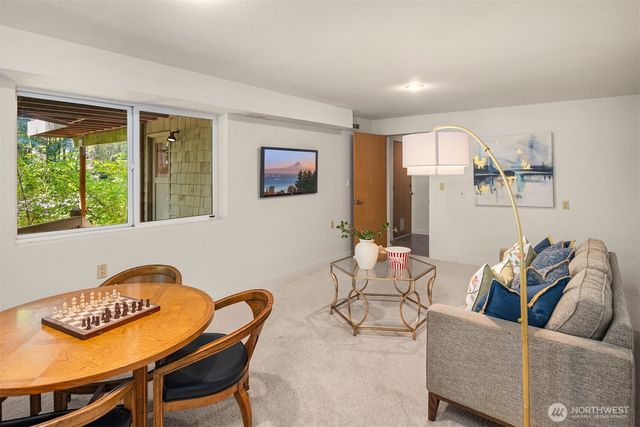 4336 E Mercer Way, Mercer Island, WA 98040
