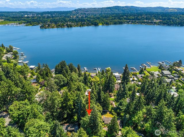 4336 E Mercer Way, Mercer Island, WA 98040