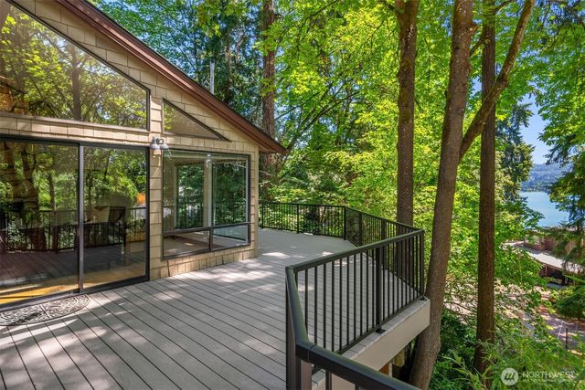 4336 E Mercer Way, Mercer Island, WA 98040
