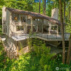 4336 E Mercer Way, Mercer Island, WA 98040