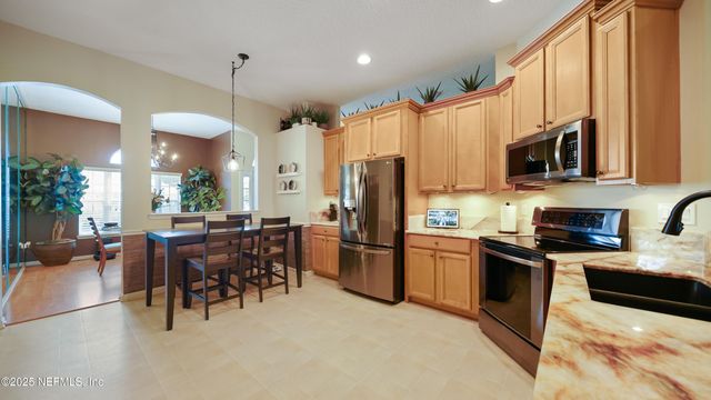 9453 HUNSTON MILL Lane, Jacksonville, FL 32244