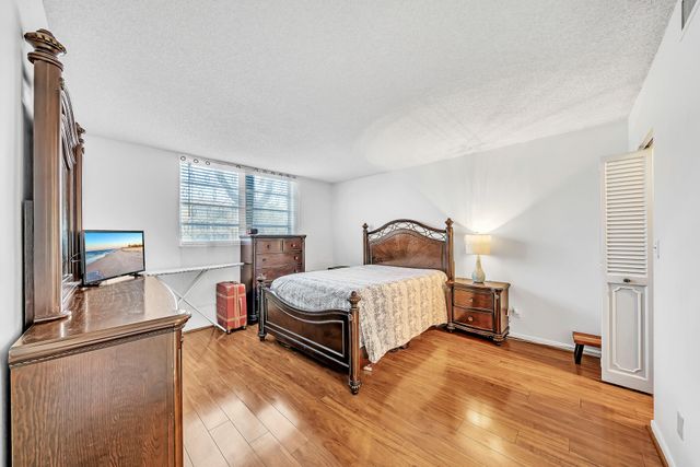 5940 NW 64th Avenue, Tamarac, FL 33319