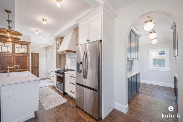 427 James Avenue Se, City Of Grand Rapids, MI 49503
