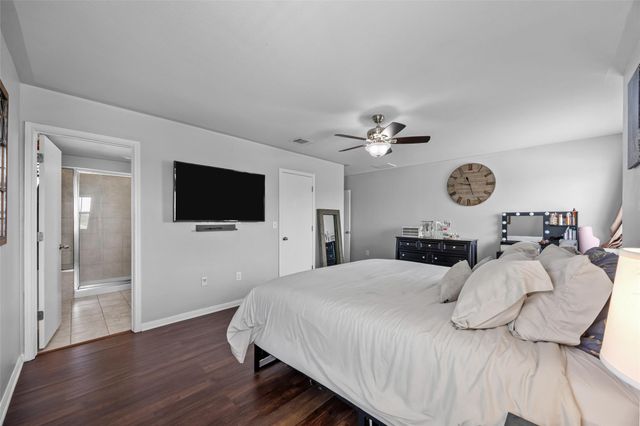 230 Eagle Brook LN, Buda, TX 78610